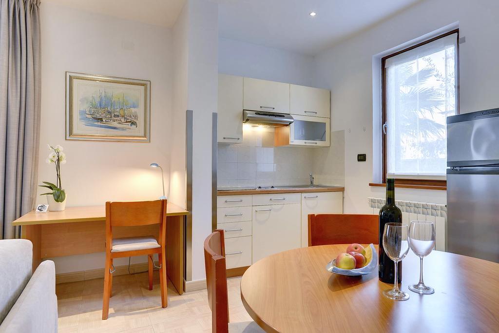Villa Nina B&B Rovinj Exterior foto